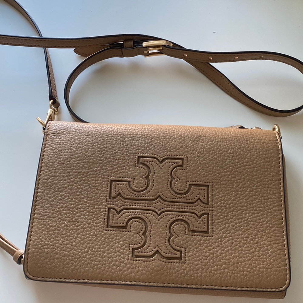 TORY BURCH tan cross body mini bag/wallet